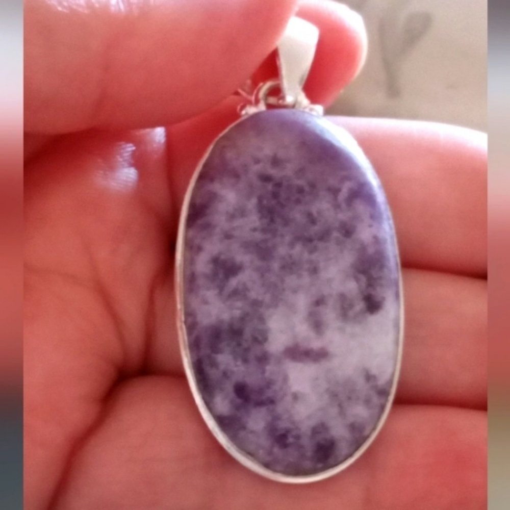 NEW Beautiful Lepidolite 1.8" Pendant & 925 Silver Chain - Natural Calming Stone - Picture 3 of 9